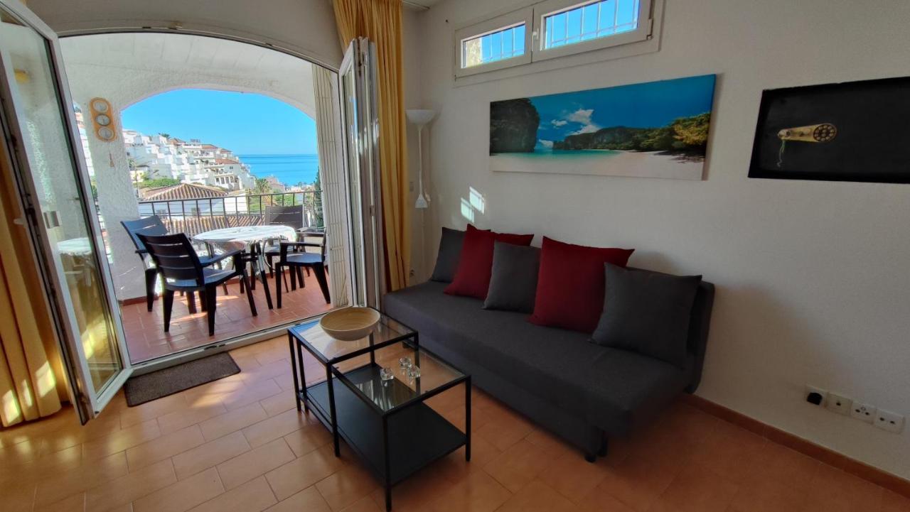Casa Christina- Burriana Beach Βίλα Nerja Εξωτερικό φωτογραφία